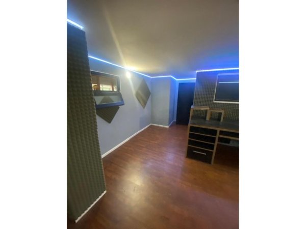Shqiperi, shitet ambjent biznesi Kati 0, 49 m² 77.500 € 