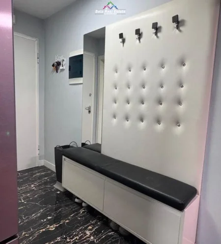 Tirane, jepet me qera apartament 2+1 Kati 3, 80 m² 900 € (Rruga Perlat rexhepi)