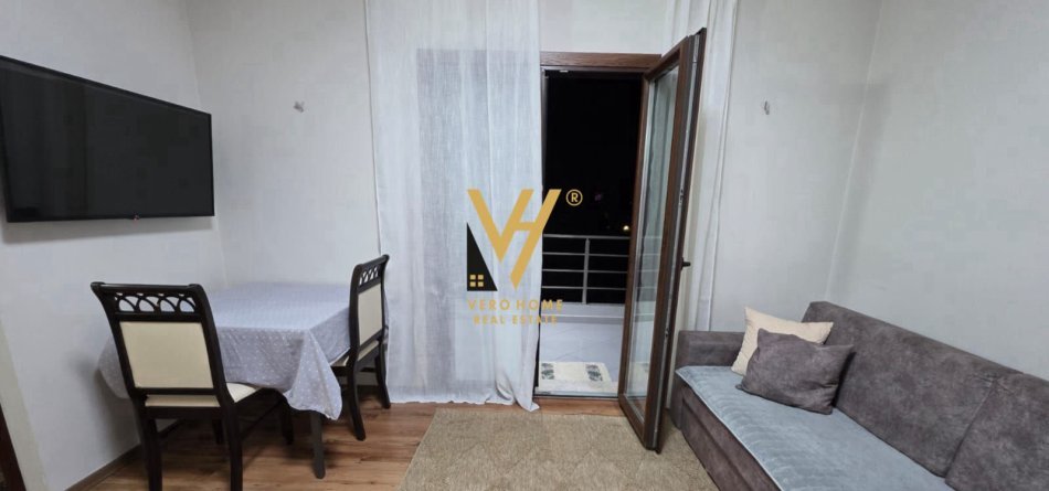 Tirane, jepet me qera apartament 1+1+Ballkon Kati 2, 70 m² 450 € (RRUGA E ELBASANIT)