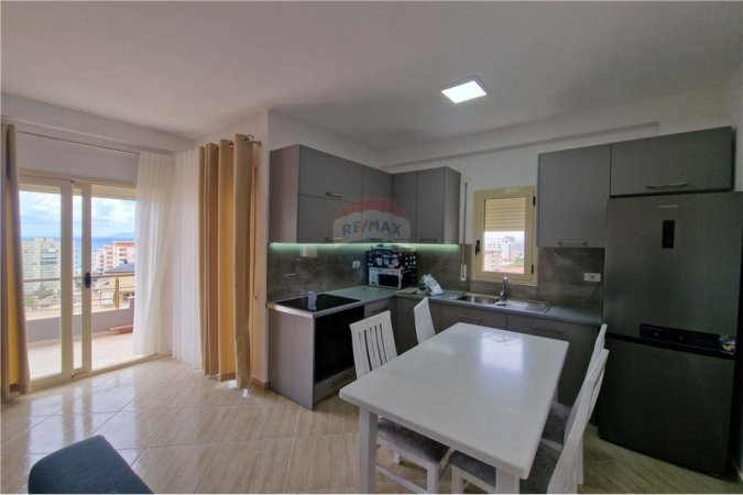 Vlore - Lungomare, jepet me qera apartament 1+1 Kati 4, 78 m² 350 € (Rruga Dhimiter Konomi, 7 PALLATET, VLORË)