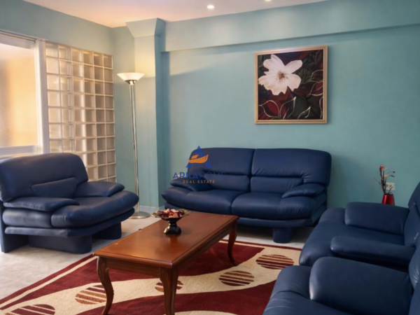 Tirane, jepet me qera 3+1+Ballkon Kati 2, 100 m² 521 € 