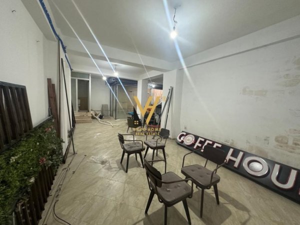 Tirane, jepet me qera magazine Kati -1, 80 m² 400 € (ASTIR)