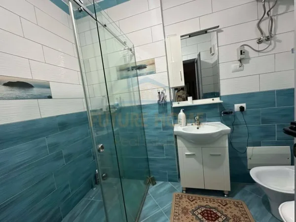 Tirane, jepet me qera apartament 1+1 Kati 3, 114 m² 550 € (Astir)