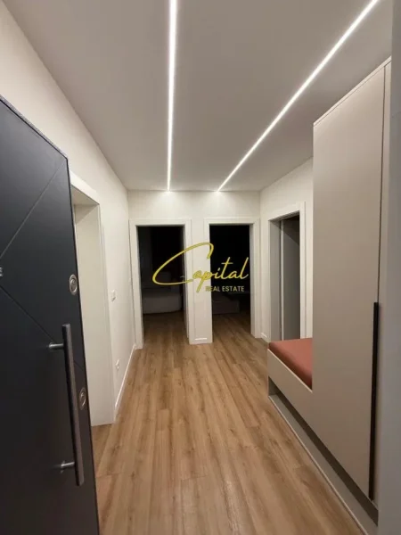 Tirane, jepet me qera apartament 2+1 Kati 3, 80 m² 850 € (21 DHJETORI)