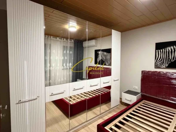 Tirane, jepet me qera apartament 1+1 Kati 3, 55 m² 600 € (KOMPLEKSI DELIJORGJI)