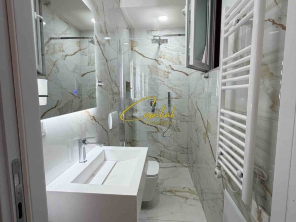 Tirane, jepet me qera apartament 1+1 Kati 3, 55 m² 600 € (KOMPLEKSI DELIJORGJI)