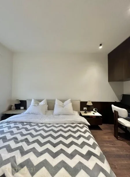 Tirane, shitet apartament 1+1+Aneks+Ballkon Kati 7, 67 m² 165.000 € 