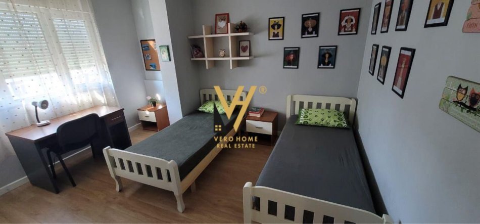 Tirane, shitet apartament 2+1+Ballkon Kati 5, 100 m² 280.000 € (MYSLYM SHYRI)