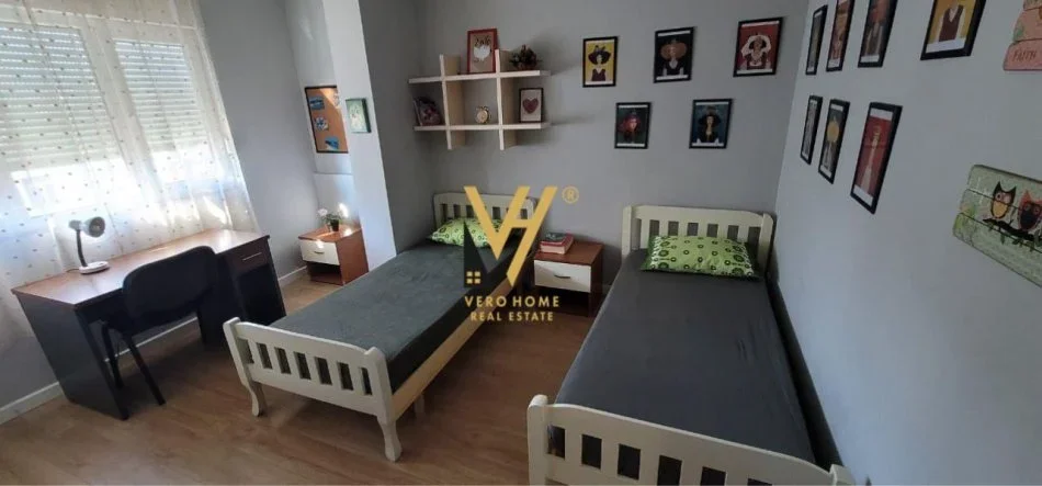 Tirane, shitet apartament 2+1+Ballkon Kati 5, 100 m² 280.000 € (MYSLYM SHYRI)