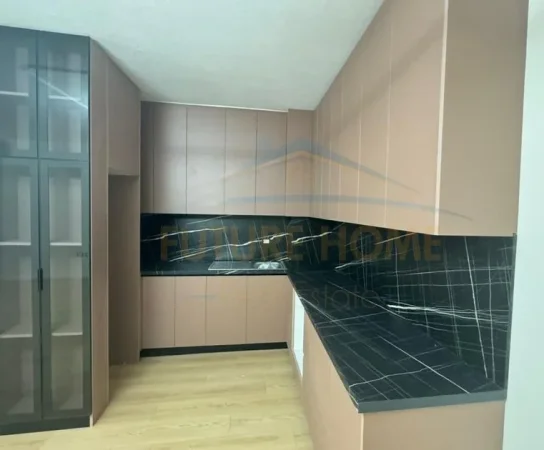 Tirane, shitet apartament 2+1 Kati 7, 121 m² 158.000 € (MISTO MAME)