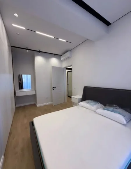 Tirane, shitet apartament 2+1 , 111 m² 265.000 € 