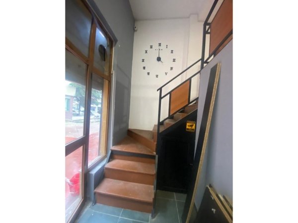 Tirane, shitet ambjent biznesi Kati 0, 49 m² 77.500 € (Misto Mame)