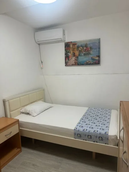 Tirane, jepet me qera apartament 1+1 , 64 m² 550 € (rruga durresit)