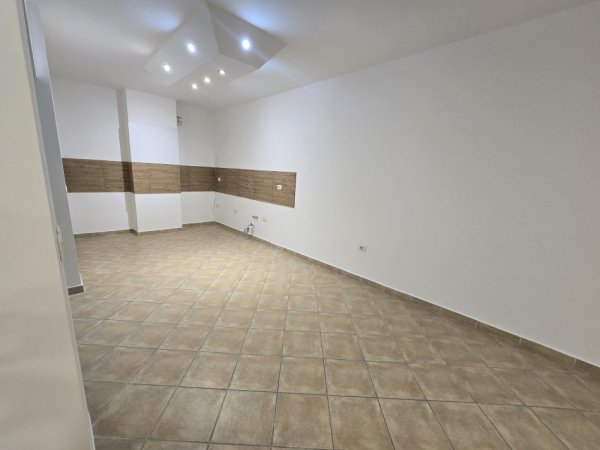 Tirane, shitet apartament Kati 1, 120 m² 228.000 € 