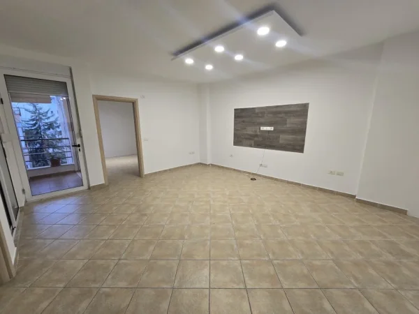 Tirane, shitet apartament Kati 1, 120 m² 228.000 € 