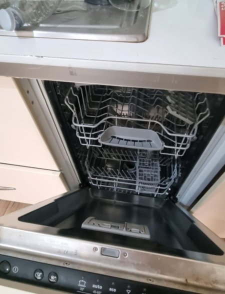 Tirane, jepet me qera apartament 2+1+Ballkon Kati 6, 100 m² 500 € (Tek kompleksi qe eshte Sallon Linda)