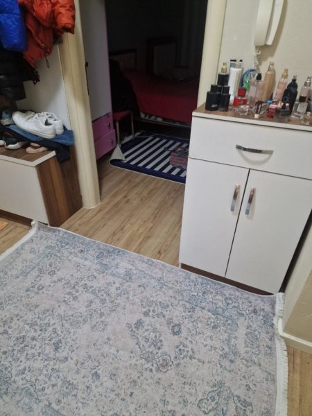 Tirane, jepet me qera apartament 2+1+Ballkon Kati 6, 100 m² 500 € (Tek kompleksi qe eshte Sallon Linda)