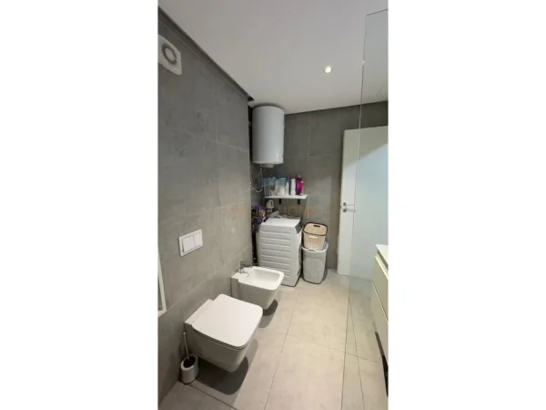Tirane, shitet apartament 1+1+Ballkon Kati 3, 66 m² (Don Bosko)