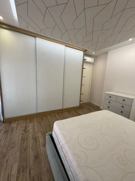 Tirane, shitet apartament 2+1+Ballkon , 117 m² 410.000 € (Delijorgji)
