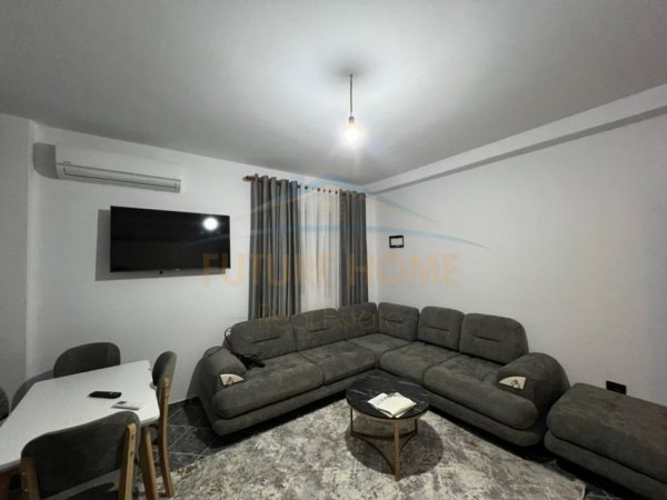 Tirane, jepet me qera apartament Kati 3, 88 m² 500 € (Fresku)