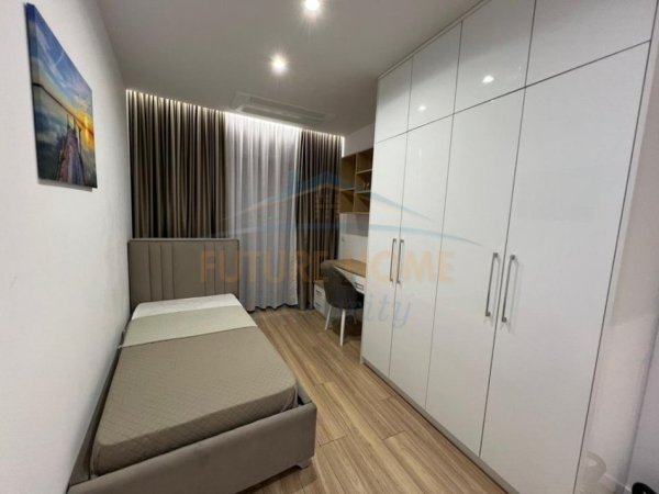 Tirane, jepet me qera apartament 2+1+Post Pakimi+Ballkon Kati 1, 88 m² 1.300 € (Lake View Residences)