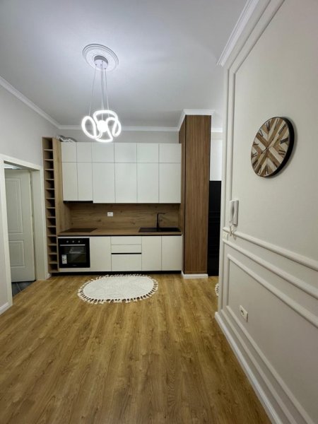 Tirane, shitet apartament 1+1+Ballkon Kati 1, 77 m² (Vila L1)