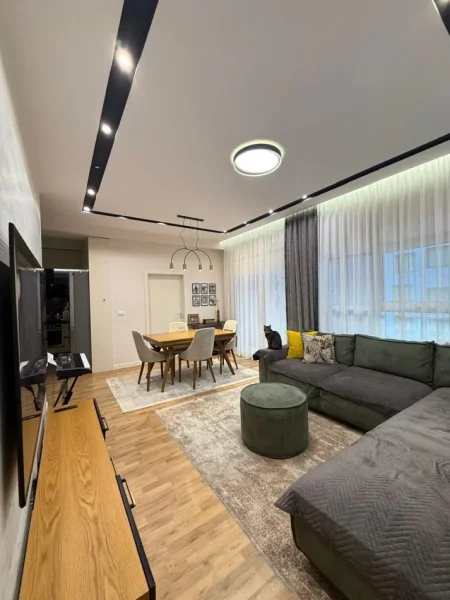 Tirane, jepet me qera apartament 2+1 Kati 3, 90 m² 550 € (Kompleksi Mangalem.)