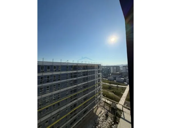 Tirane, shitet apartament 2+1 Kati 8, 106 m² 122.000 € (Univers City , Tirane)