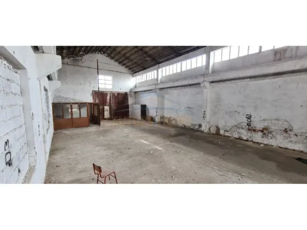 Durres, shitet vetem 1 dhome 1 Katshe Kati 0, 548 m² 34.000 € (548)
