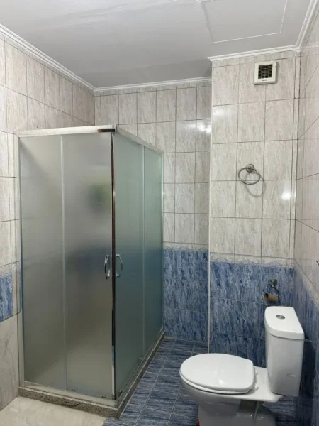 Tirane, jepet me qera apartament 1+1 Kati 5, 74 m² 600 € (Rruga Don Bosko- Vizion Plus)