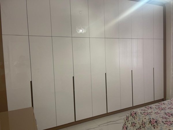 Tirane, jepet me qera apartament 2+1+Ballkon Kati 6, 80 m² 800 € (Fusha Aviacionit)