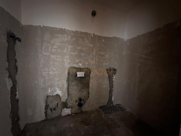 Tirane, shitet 2+1 , 106 m² 117.000 € 