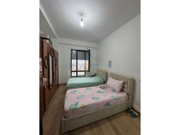 Tirane, shitet apartament 2+1 Kati 8, 81 m² 215.000 € 