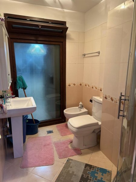 Tirane, jepet me qera apartament 2+1 Kati 3, 104 m² 500 € (Astir)