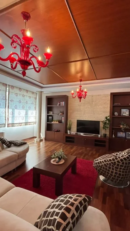 Tirane, jepet me qera apartament 2+1 Kati 3, 115 m² 1.300 € (PRANE STADIUMIT AIR ALBANIA)