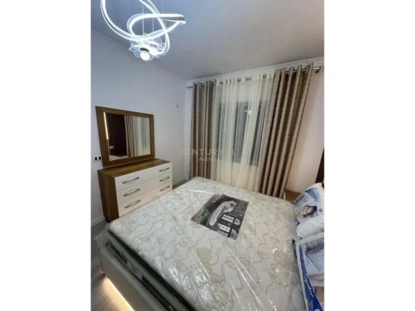 Tirane, shes apartament 1+1 Kati 4, 55 m² 95.000 € (Misto Mame)