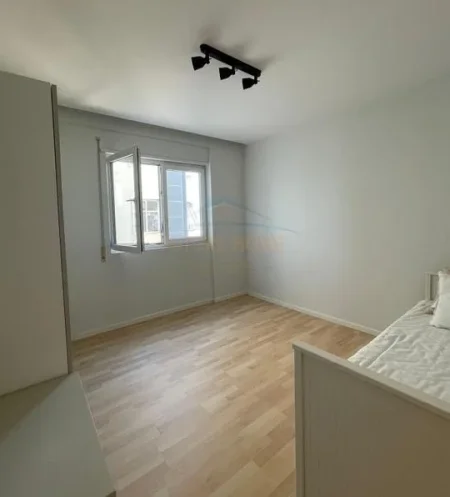 Vlore, shitet apartament 2+1 Kati 4, 73 m² (Lungomare, Vlore)