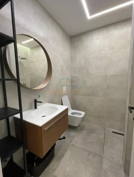 Vlore, shitet apartament 2+1 Kati 4, 73 m² (Lungomare, Vlore)