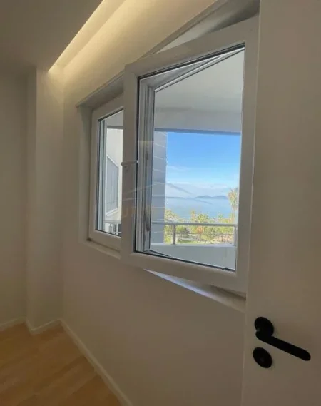 Vlore, shitet apartament 2+1 Kati 4, 73 m² (Lungomare, Vlore)