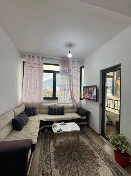 Tirane, shitet apartament 2+1 Kati 8, 81 m² 215.000 € (Porcelan)