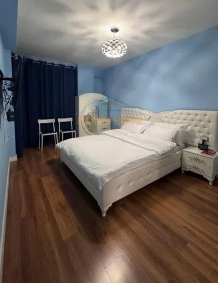 Qera, Apartament 2+1, Rruga Perlat Rexhepi, Tiranë.