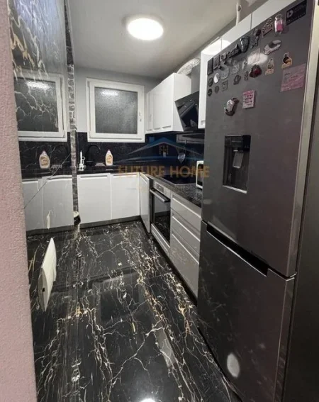 Qera, Apartament 2+1, Rruga Perlat Rexhepi, Tiranë.