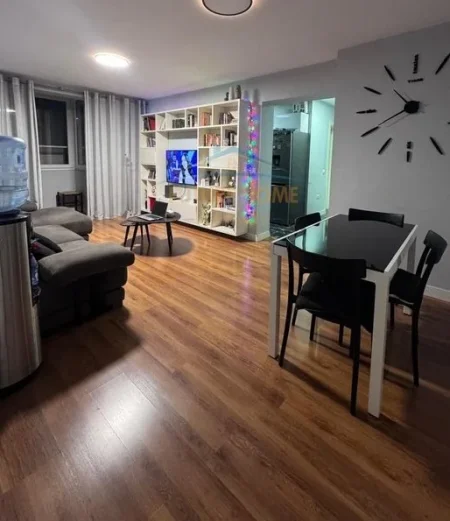 Qera, Apartament 2+1, Rruga Perlat Rexhepi, Tiranë.