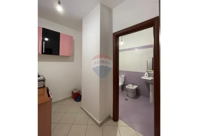 Tirane, shitet apartament 2+1 , 85 m² 130.000 € (Rruga 3 Dëshmorët, Tiranë(ID: 530471002-241)