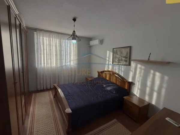 Tirane, jepet me qera apartament 2+1 Kati 2, 69 m² 565 € (Tregu Elektrik , Tiranë.)