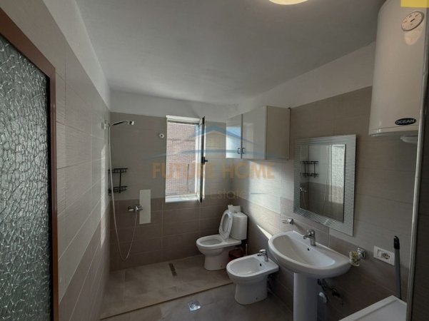 Tirane, jepet me qera apartament 2+1 Kati 2, 69 m² 565 € (Tregu Elektrik , Tiranë.)