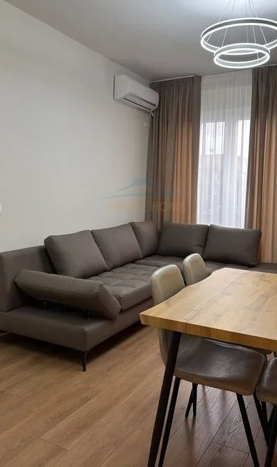Qera , Apartament 1+1 , Komuna e Parisit , Tirane