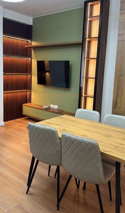 Qera , Apartament 1+1 , Komuna e Parisit , Tirane