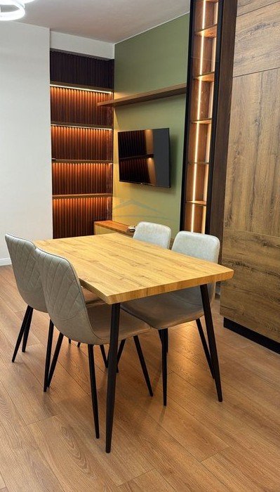 Qera , Apartament 1+1 , Komuna e Parisit , Tirane