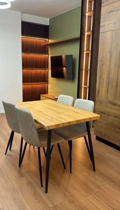 Qera , Apartament 1+1 , Komuna e Parisit , Tirane